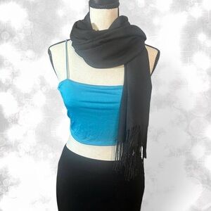 Minimalist Chic Black Thick Scarf